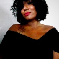 Karini Santos