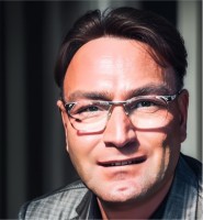 Alexander Roos