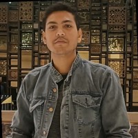 Paras Arya