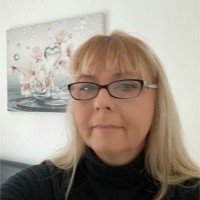 Lisa Mills