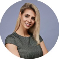 Karolina Bury