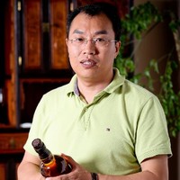 杨小龙