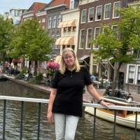 Karin van der Maat