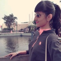 Designer bhawna