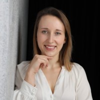 Laura Kubens
