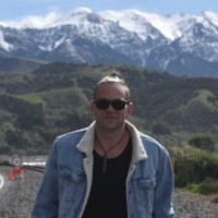 Andrew Mills