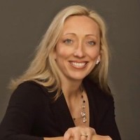 Suzy Powell, Oly