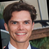 Simon Walker