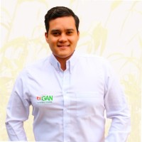 Roberto Rosales
