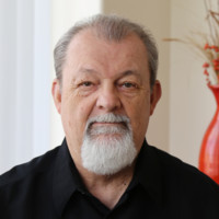 Mike Hale
