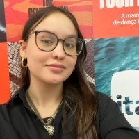Lara Cabral