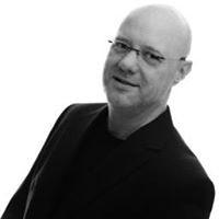 Stefan Kienitz