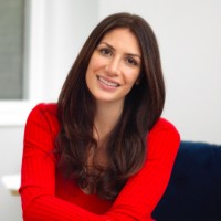 Lia Avellino, Lcsw