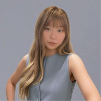 Yifan (Vivian) Yang