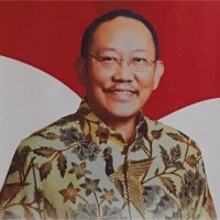 Dr. Ir. Mas Wigrantoro R. S. SE, SKom, MSi, MPP,  CMA, CIPM,  IPU, AER