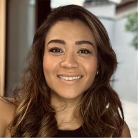 Simone Uyehara Dos Anjos