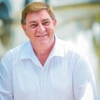 Glen Mitchell