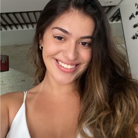 Camille Oliveira Machado