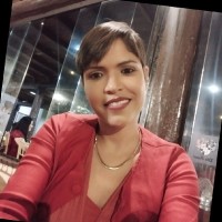 Débora Ferreira C. Marra