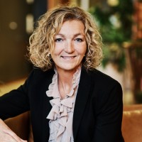 Eva-Lotta Löwstedt Lundell