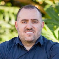 Eduardo Bueno