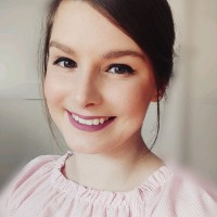 Karolina Kruszakin