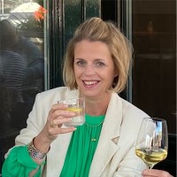Pia E. H. M. de Wit- van Houten
