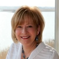 Ruth Mclean