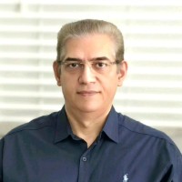 Farid Farzi, Pe