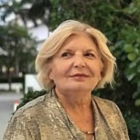 Lynette Long