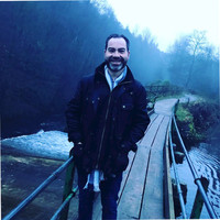 Mark Thomas