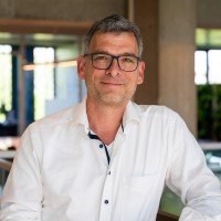 Joost Dijk, Van