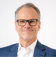 Dr. Bernhard Kaumanns 