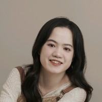 Sally Li