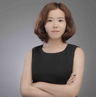 邱忆雯