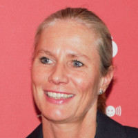 Verena Bach