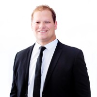 Hennie Van Der Walt