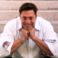 HÉCTOR QUEZADA
