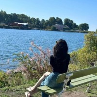 Vicky C.