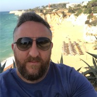 Simon Davie