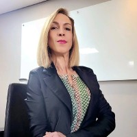 Débora Bigatto