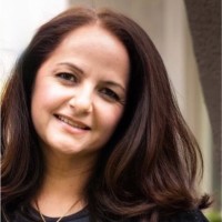 Maria Lorena Velez