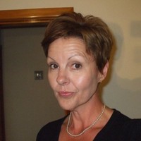 Lisa D Ross