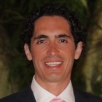 Victor Ferraez G.