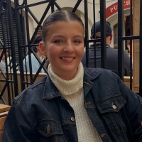 Lilly Dollman