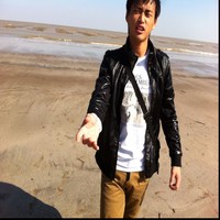 李为伟