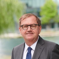 Dr. Hans-Peter Siebenhaar