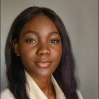 Stéphanie Etok Doumbe