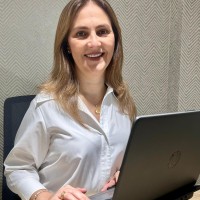 Lucia Victoria Restom Porras
