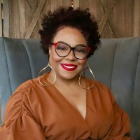 Dr Tonya Harvey